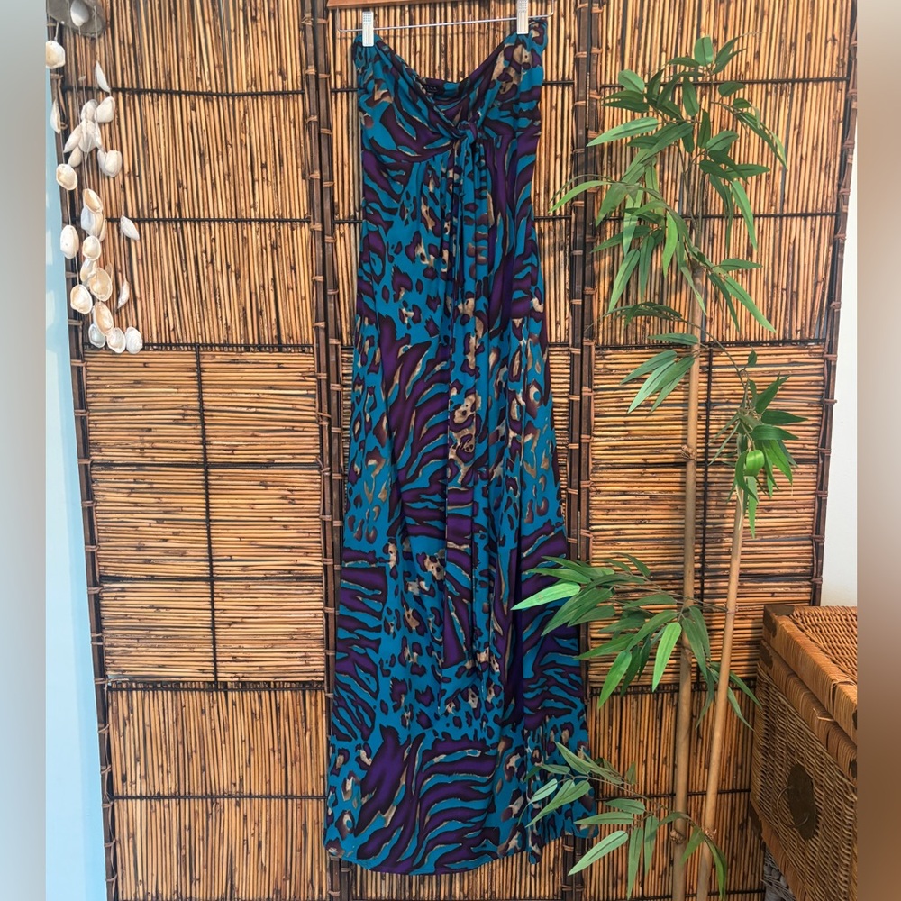 NWT UNALUNA Strapless Animal Print Dress